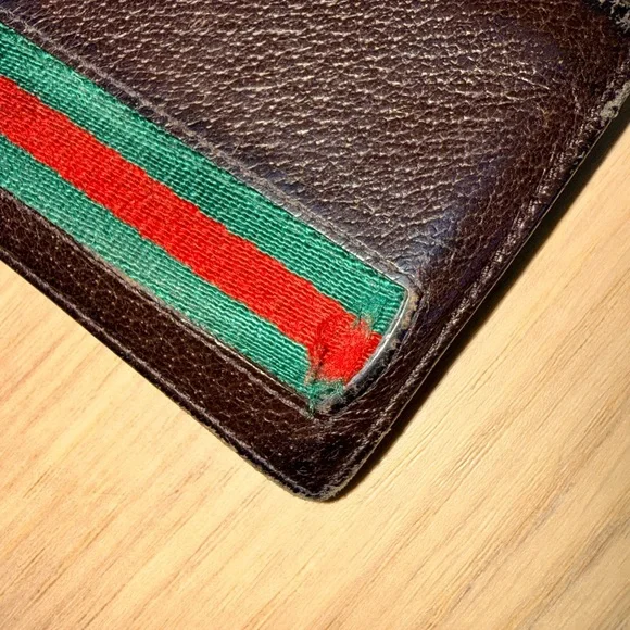 Gucci Mens Brown Leather Bifold Wallet with Green and Red Stripe - Picture 2 of 13